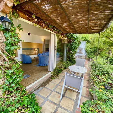 Terra Rossa Aparthotel 3*