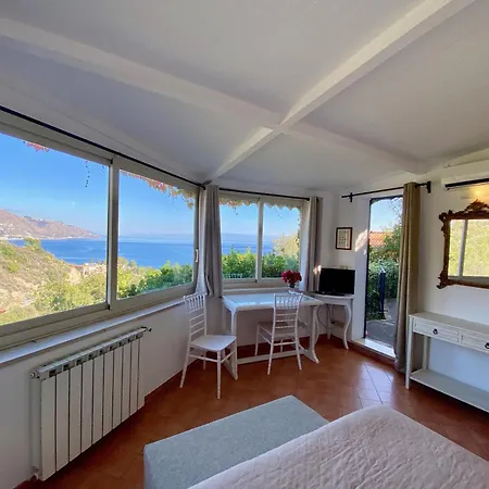 Terra Rossa 3* Taormina